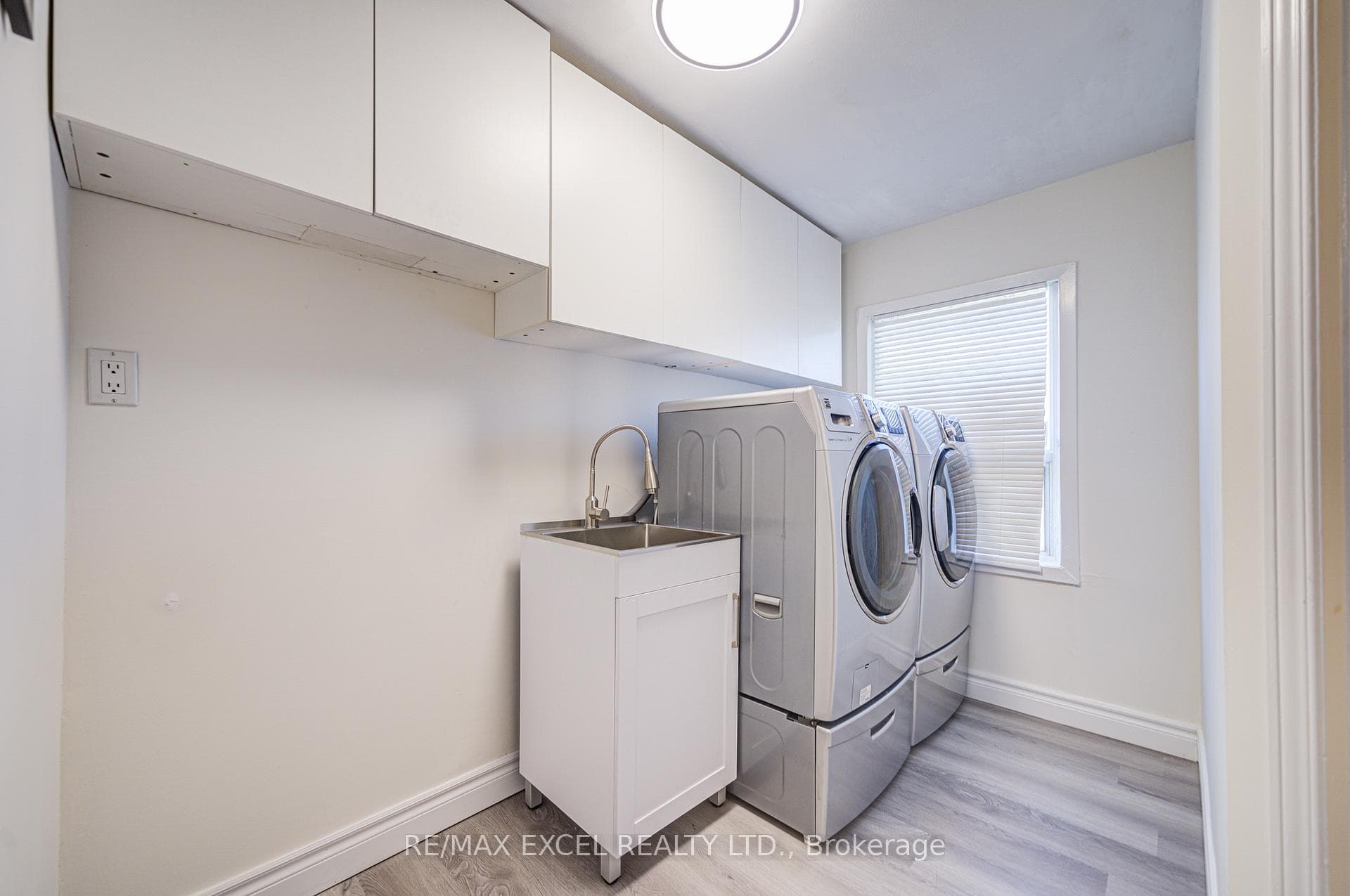 523 Delaware Avenue photo 13