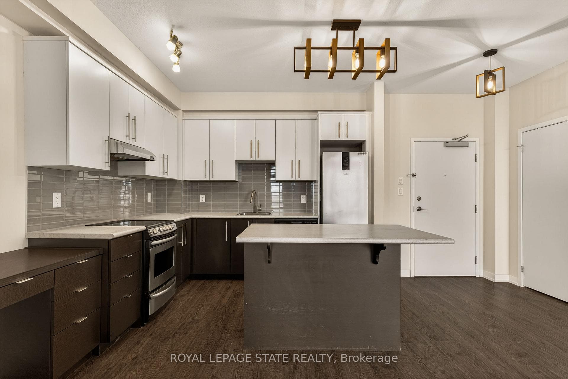 520 North Service Road Unit 308 photo 17