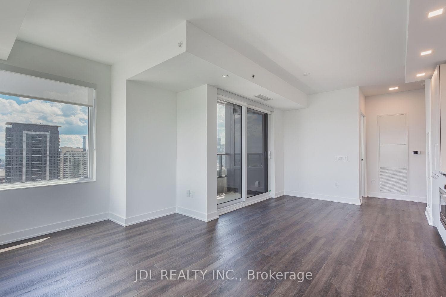 609 Sherbourne Street Unit 3709 photo 27