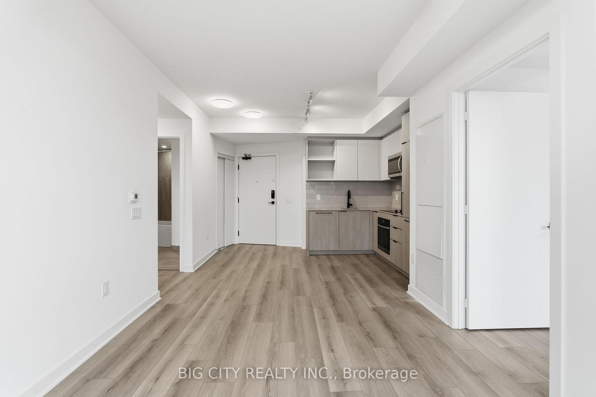 1185 Dupont Street Unit 2009 photo 11