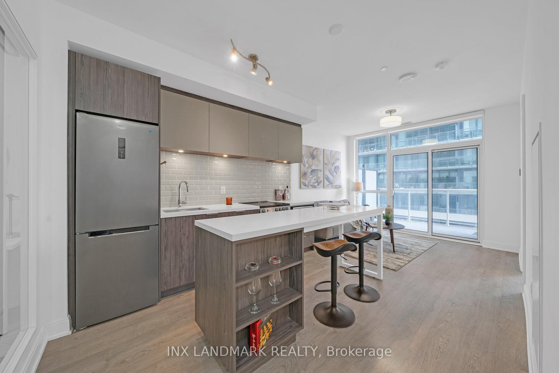 65 Annie Craig Drive Unit 409 photo 6