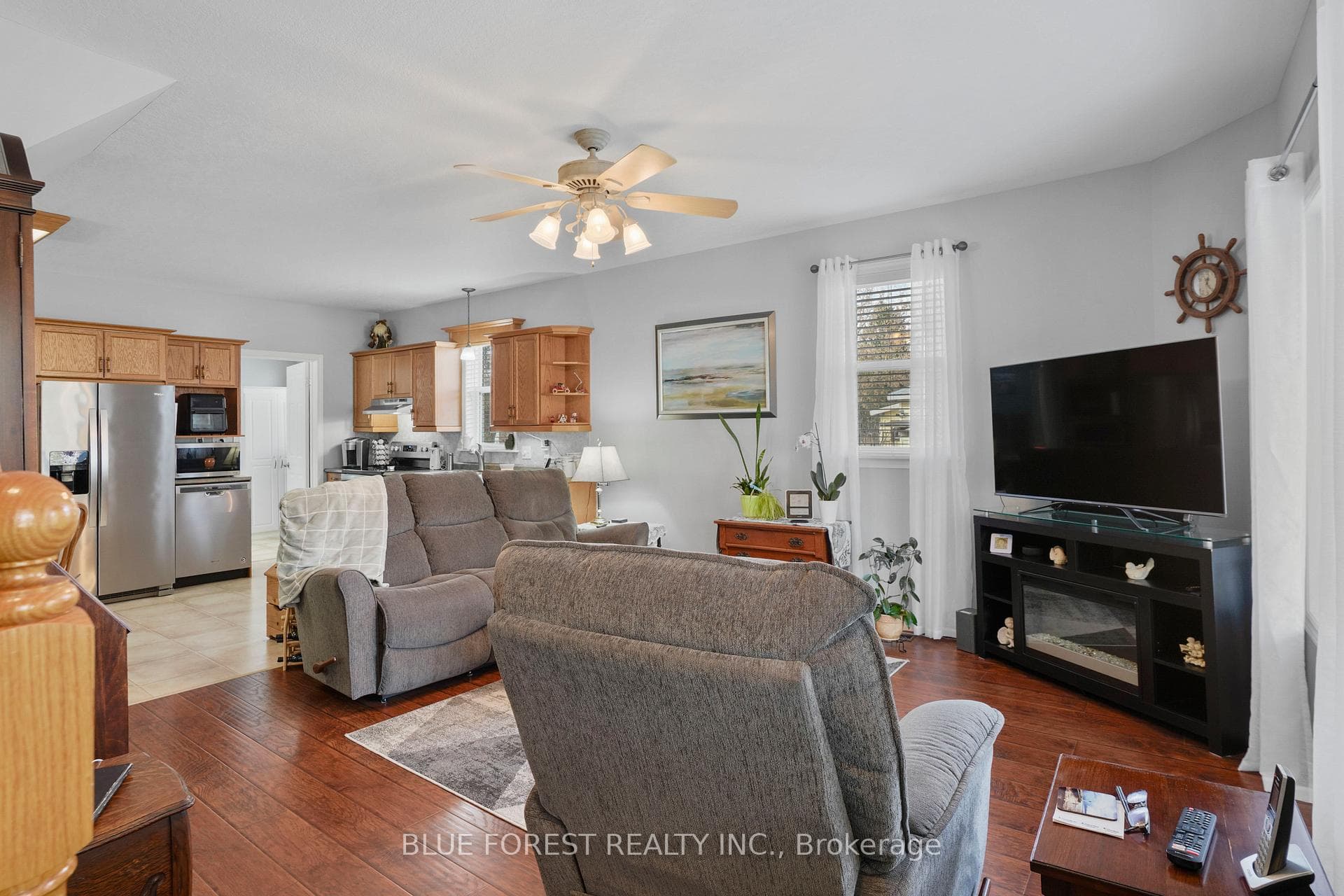 210 Jane Street photo 7