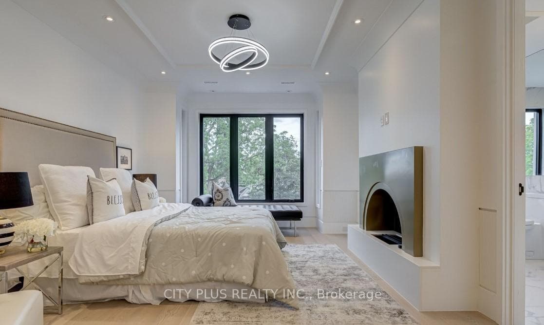 119 Glengrove Avenue photo 12