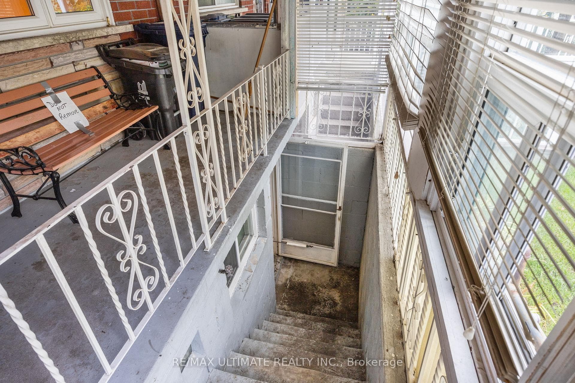 283 Euclid Avenue photo 19