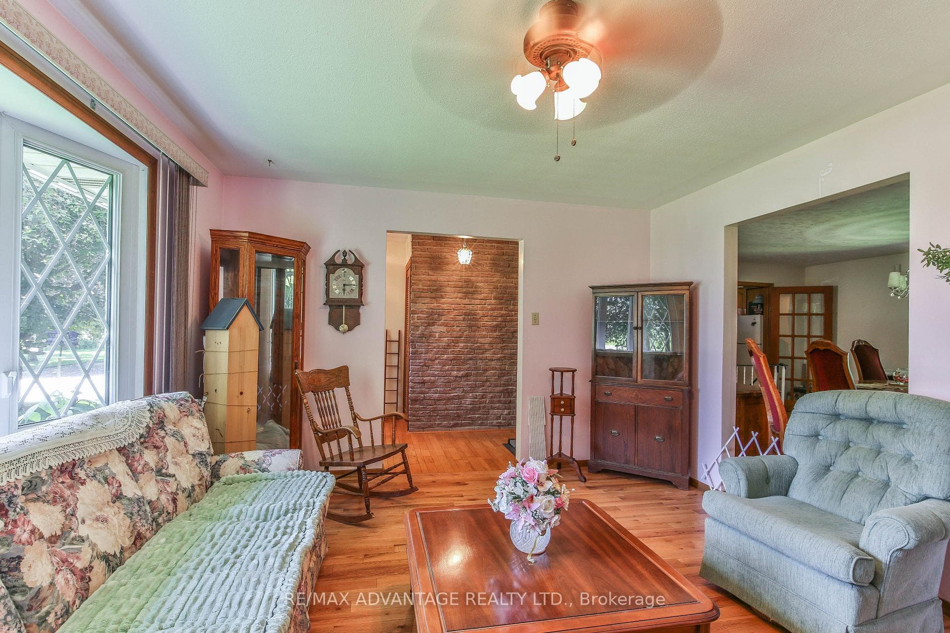 23617 Wellburn Road photo 11