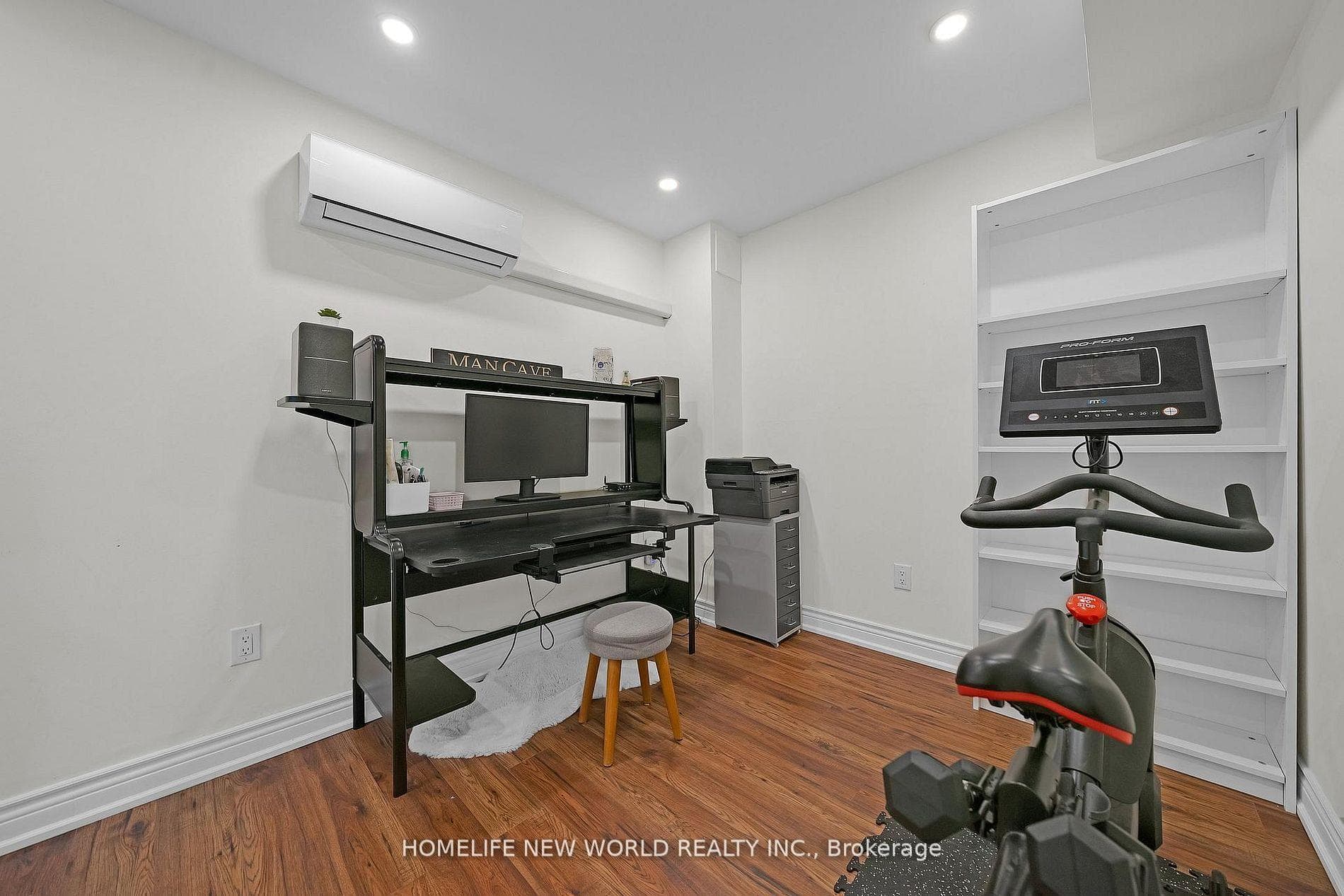 38 Springfair Avenue photo 18