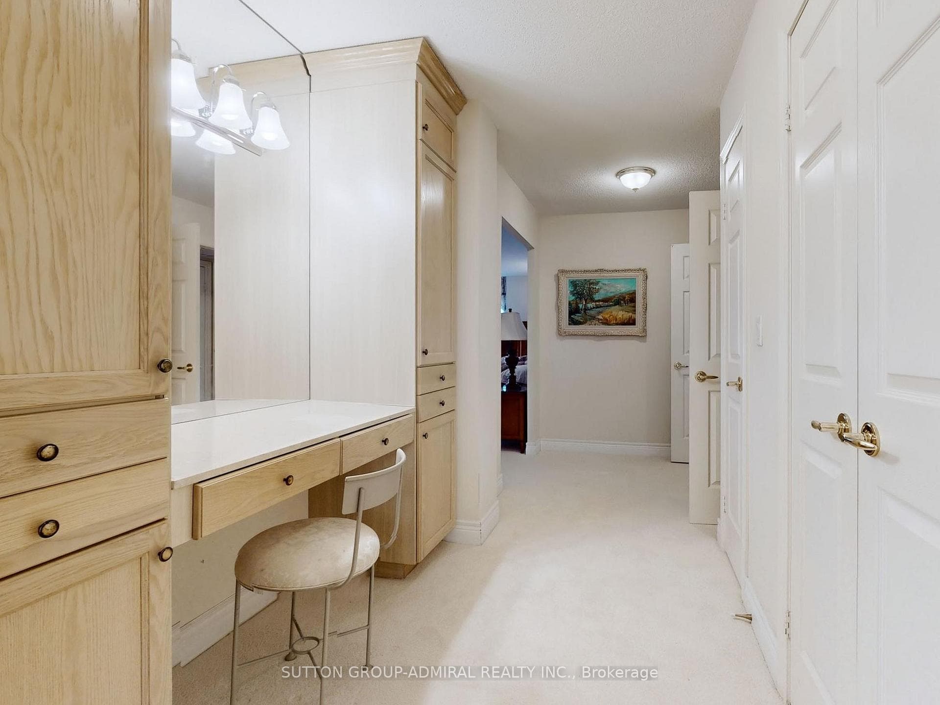89 Skymark Drive Unit 1207 photo 19