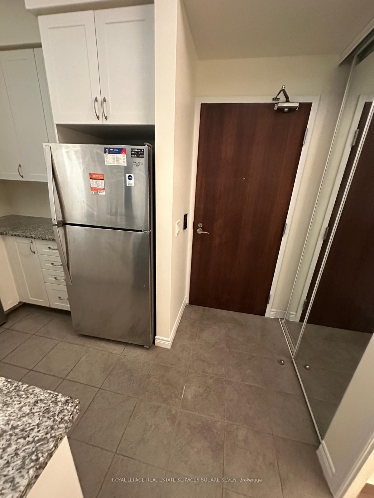 339 Rathburn Road Unit 703 photo 6