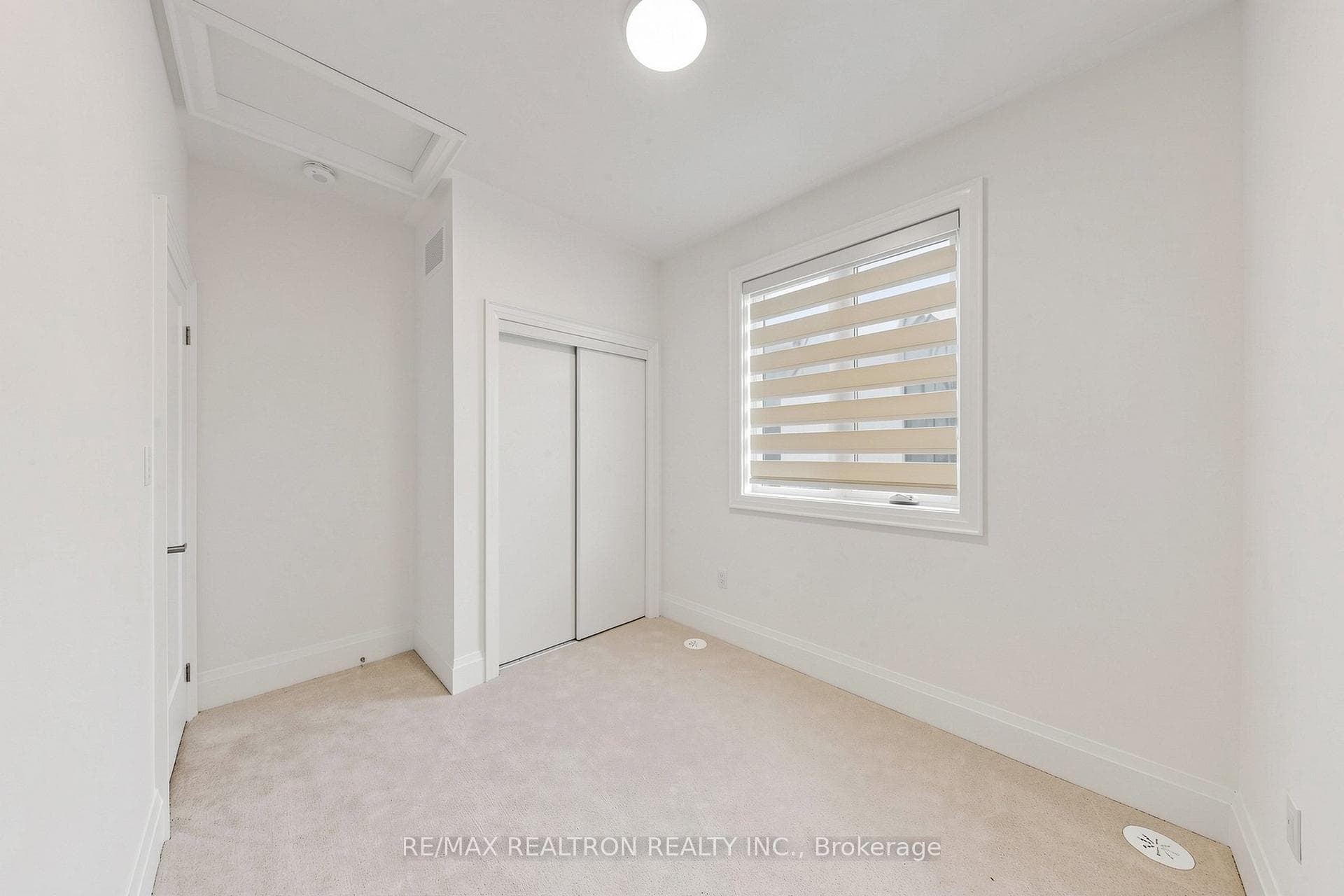 3320 Azam Way photo 30