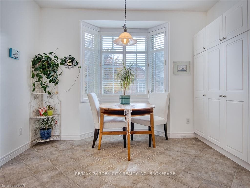 99 LINWELL Road Unit 13 photo 8