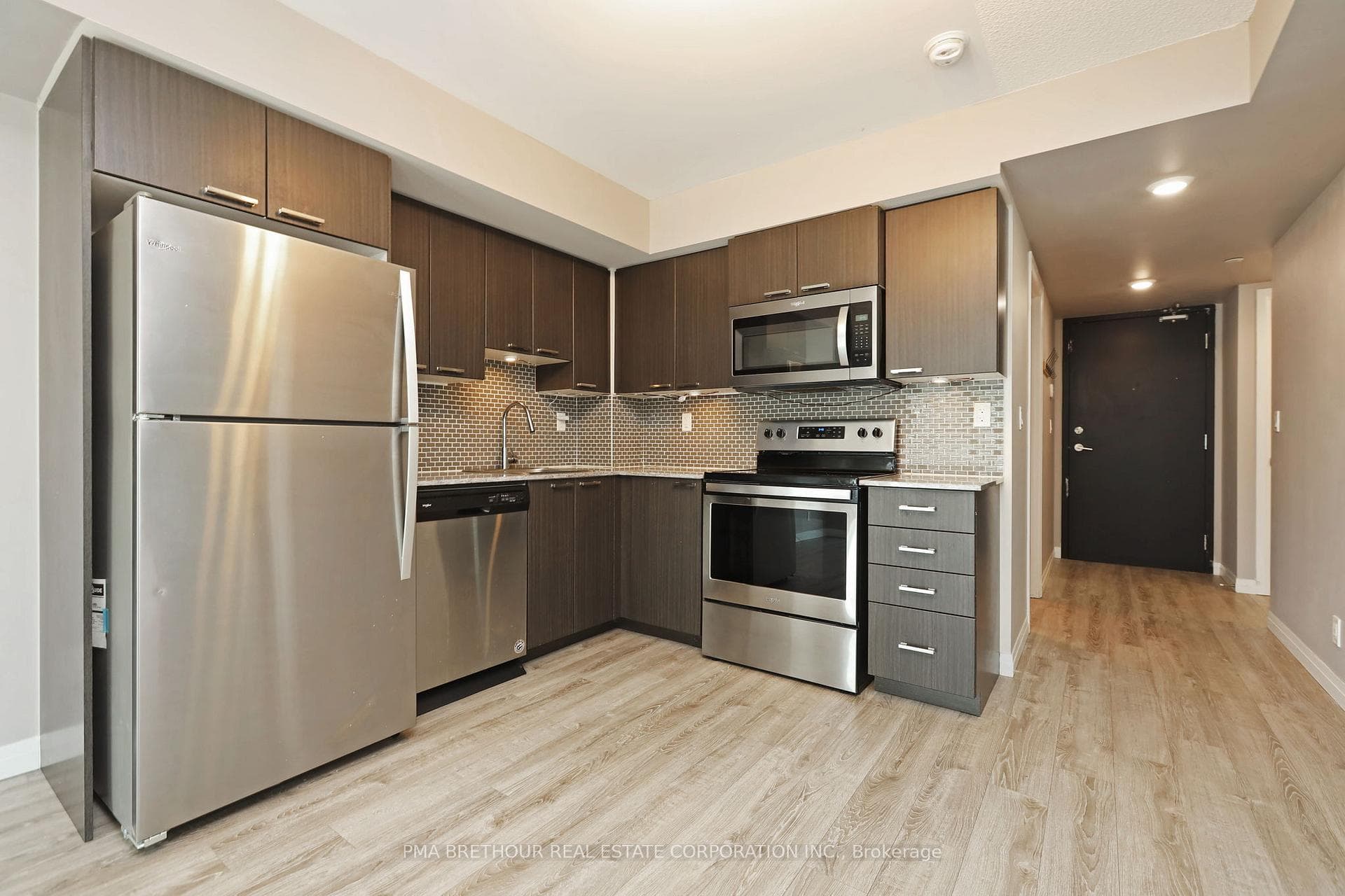 2152 Lawrence Avenue Unit 507 photo 7
