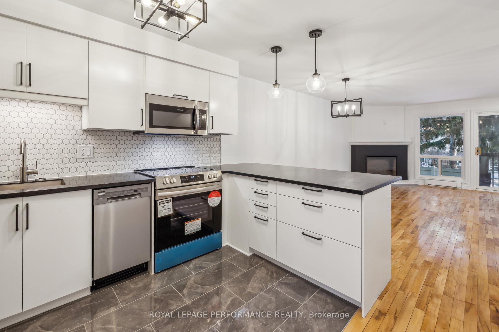 6509 Bilberry Drive Unit A photo 8