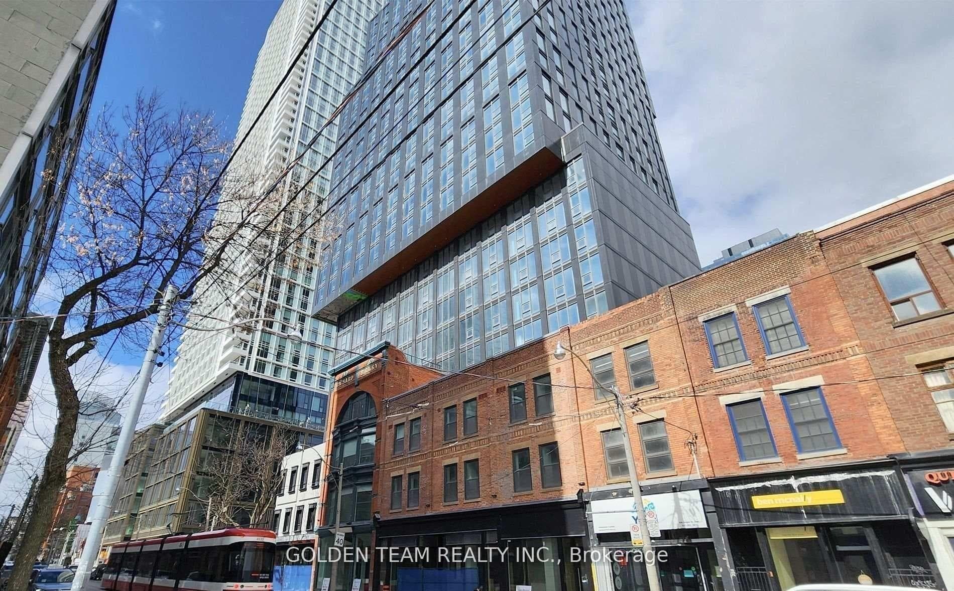 100 Queen Street Unit 3705 photo 1