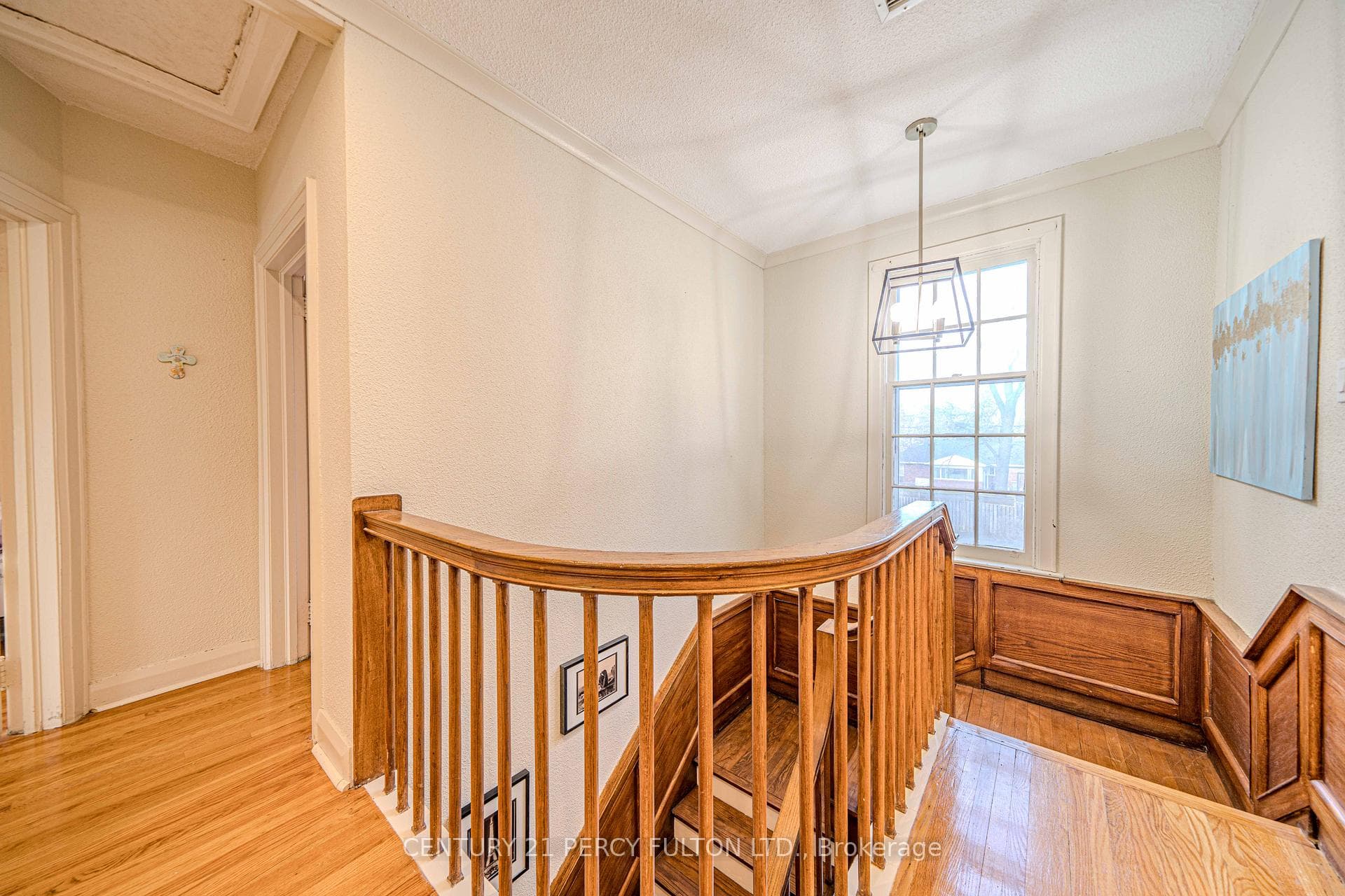 1 Parkcrest Drive photo 12