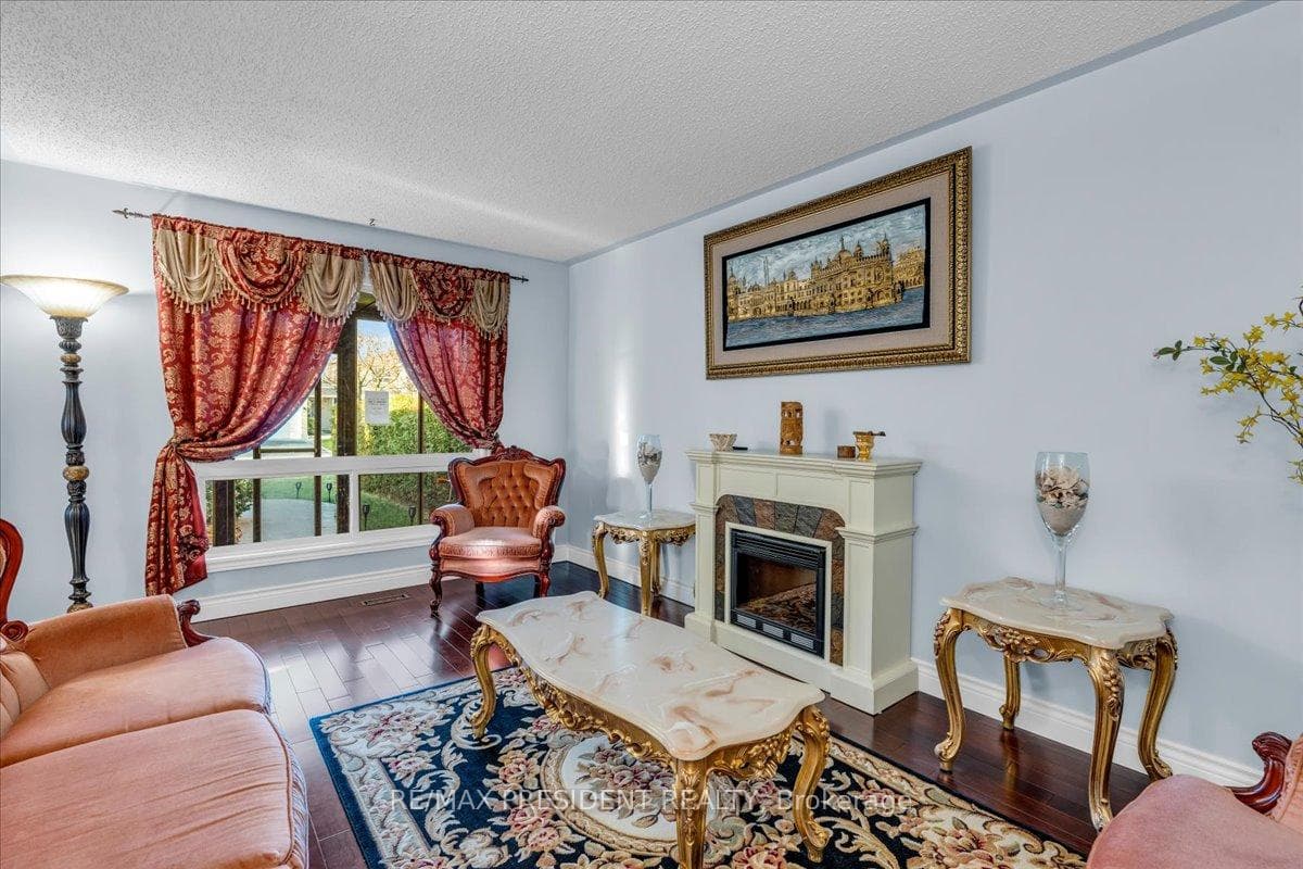 50 Granby Court photo 8
