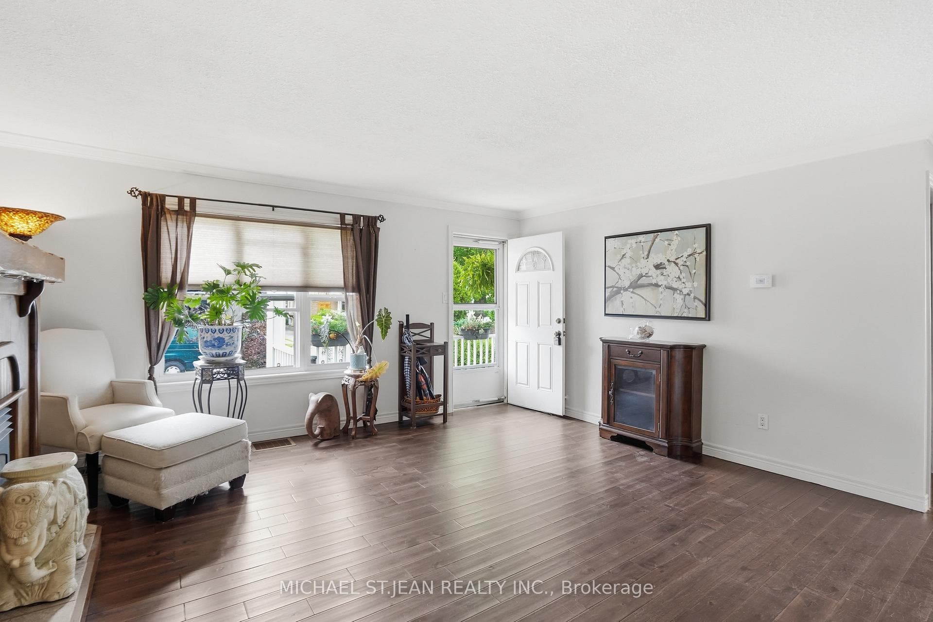 272 Adeline Avenue photo 11