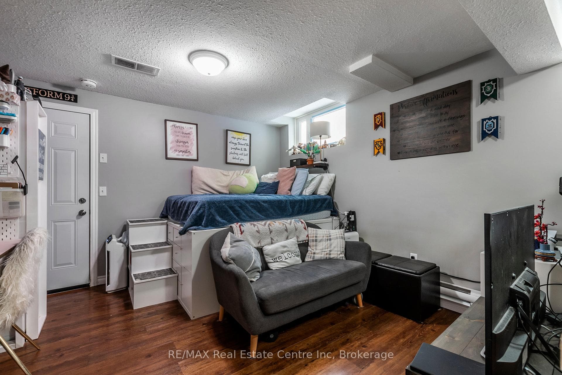 41 Milson Crescent photo 25