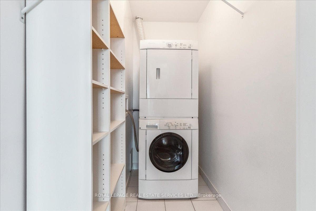 33 Lombard Street Unit 4102 photo 25