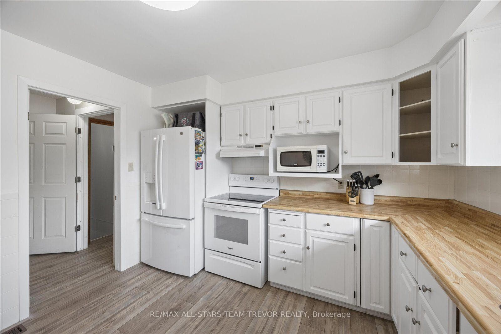 280 Bay Street photo 4