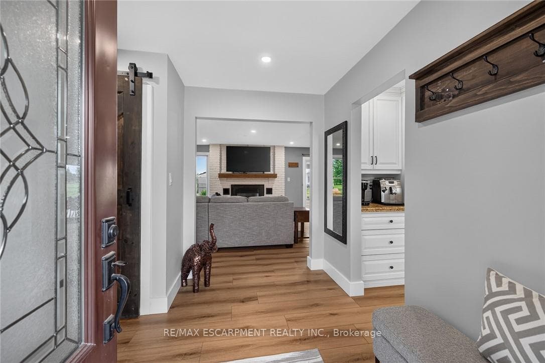 2885 Haldimand 9 Road photo 7