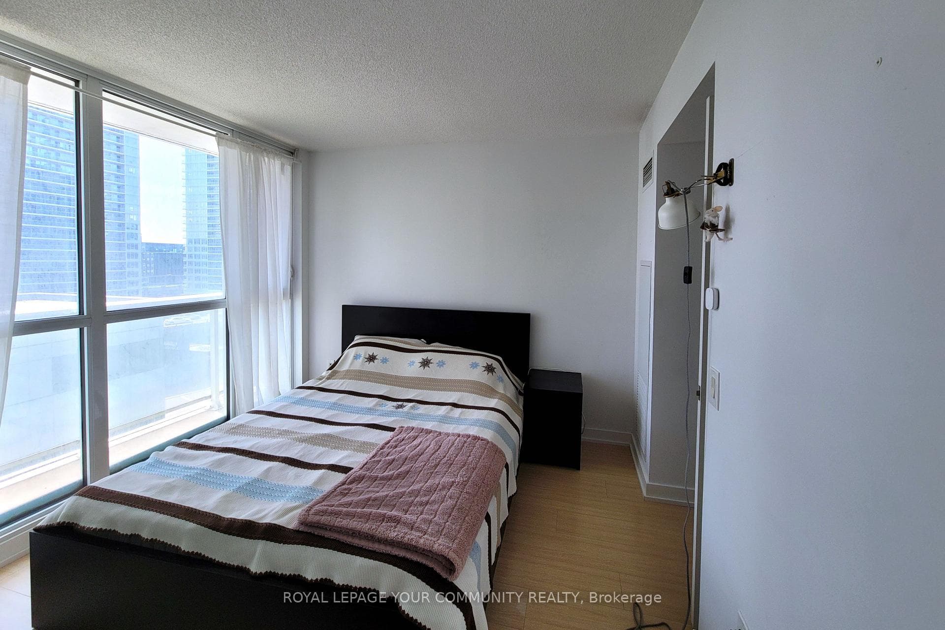 85 Queens Wharf Road Unit 902 photo 8