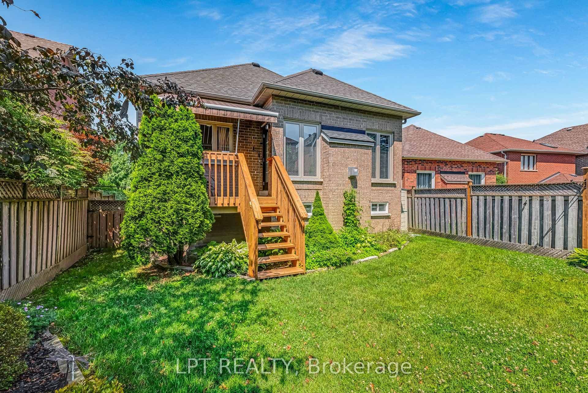 161 Deerglen Terrace photo 26