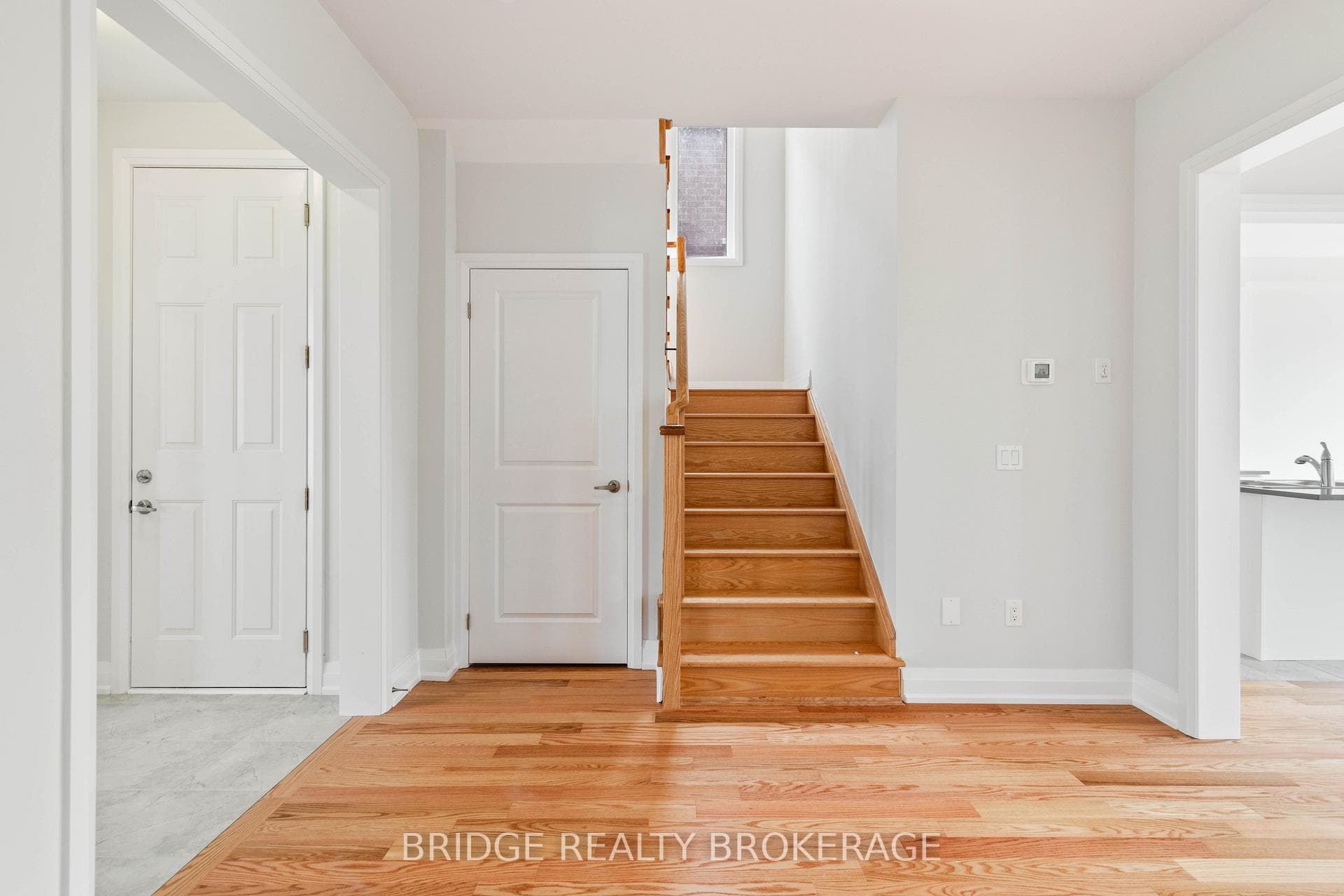 116 COLE Terrace photo 8