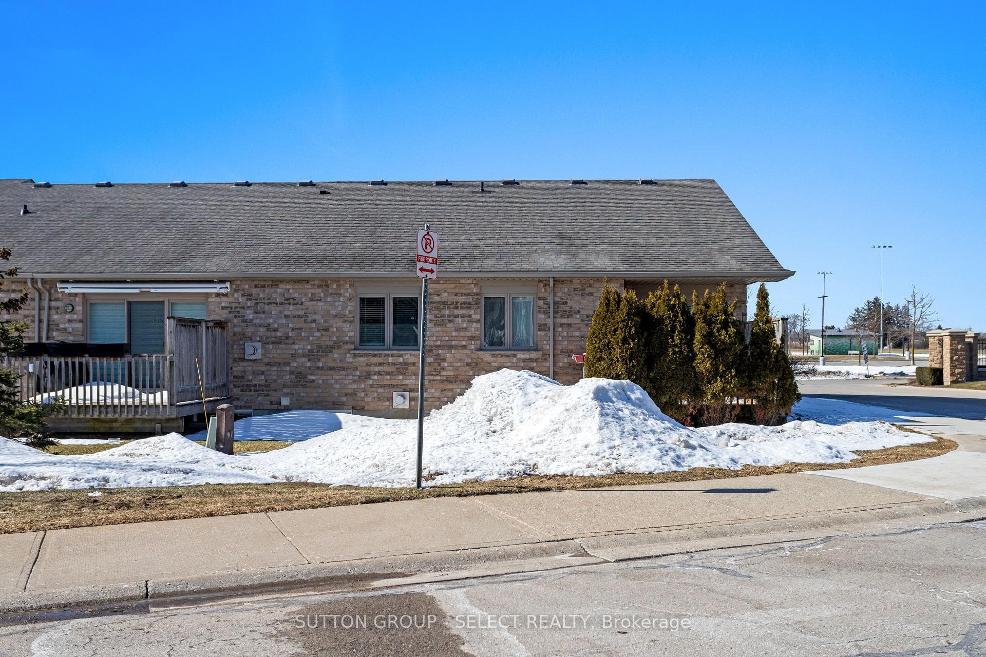 2094 Denview Avenue photo 35