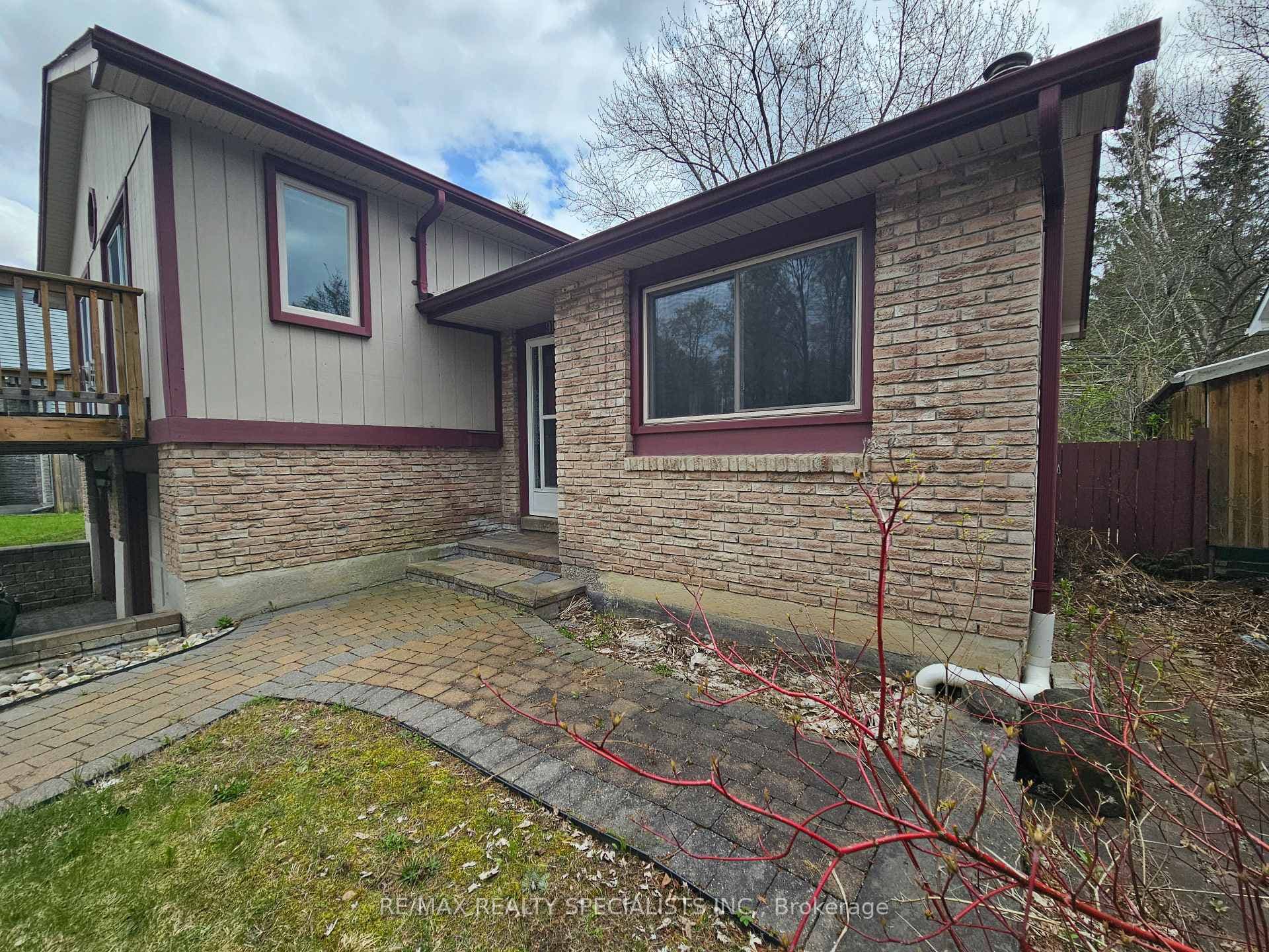 914 JANETTE Street photo 3