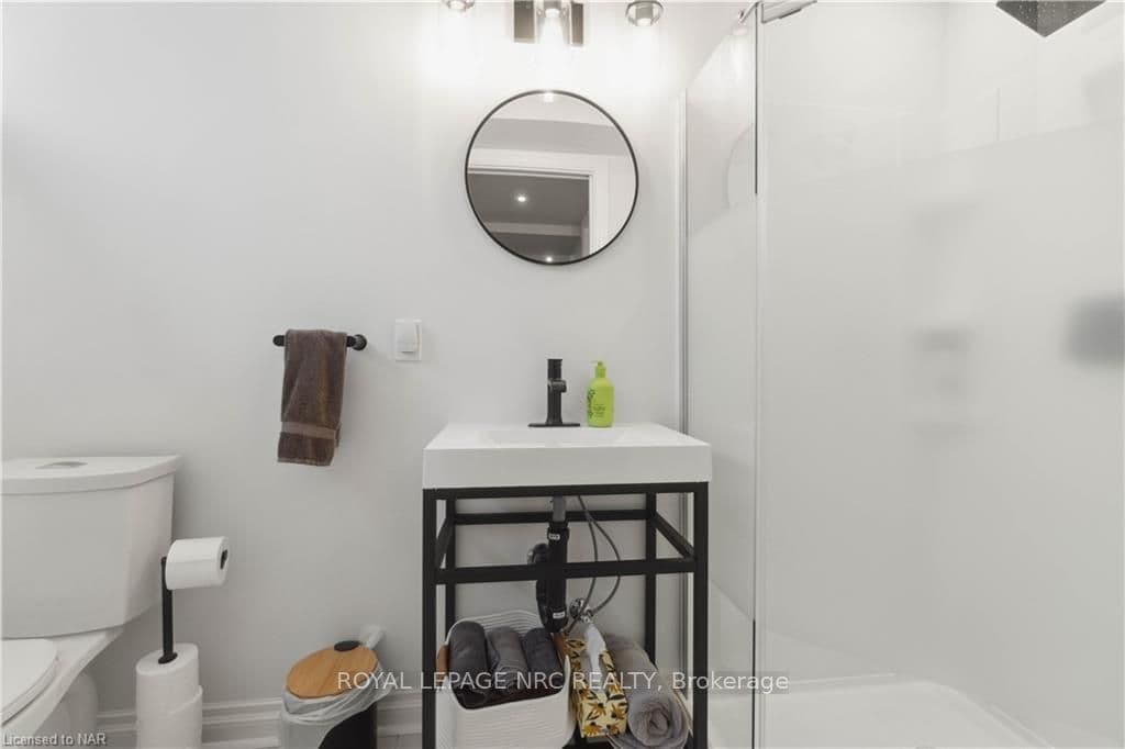 24 PATTERSON Avenue photo 33