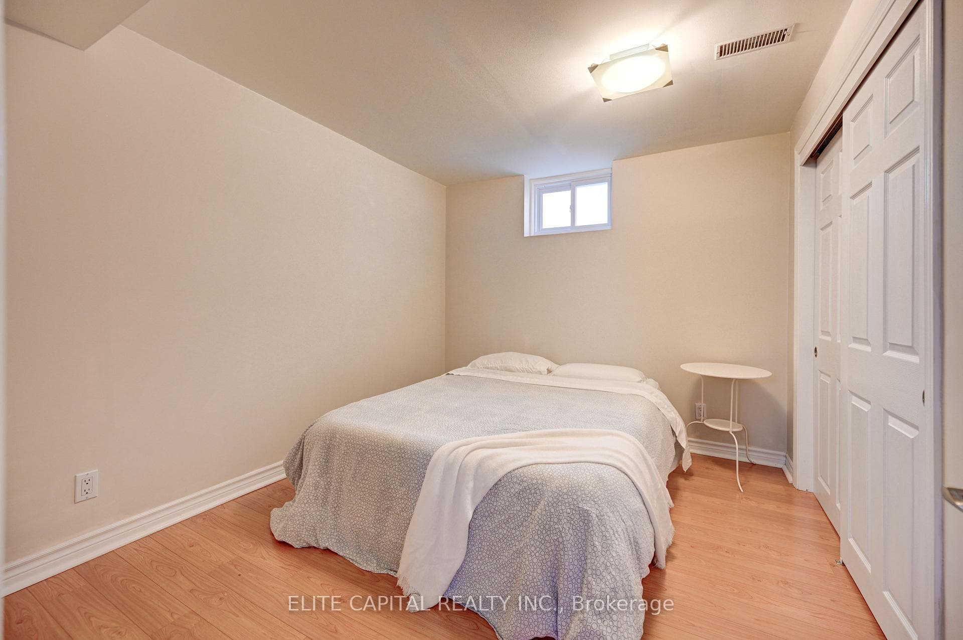 171 Canlish Road photo 26