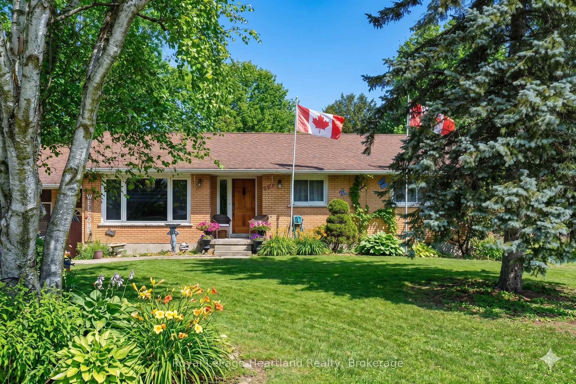 292 Wellington Street photo 2
