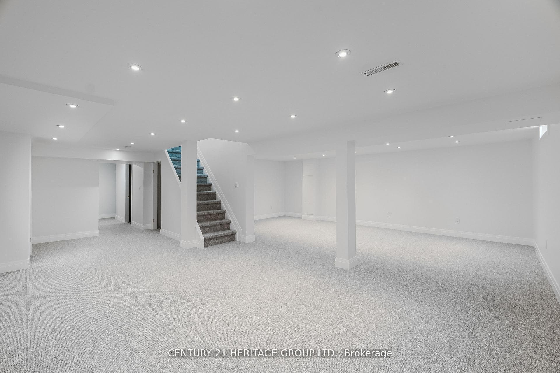 7 Crawford Circle photo 27