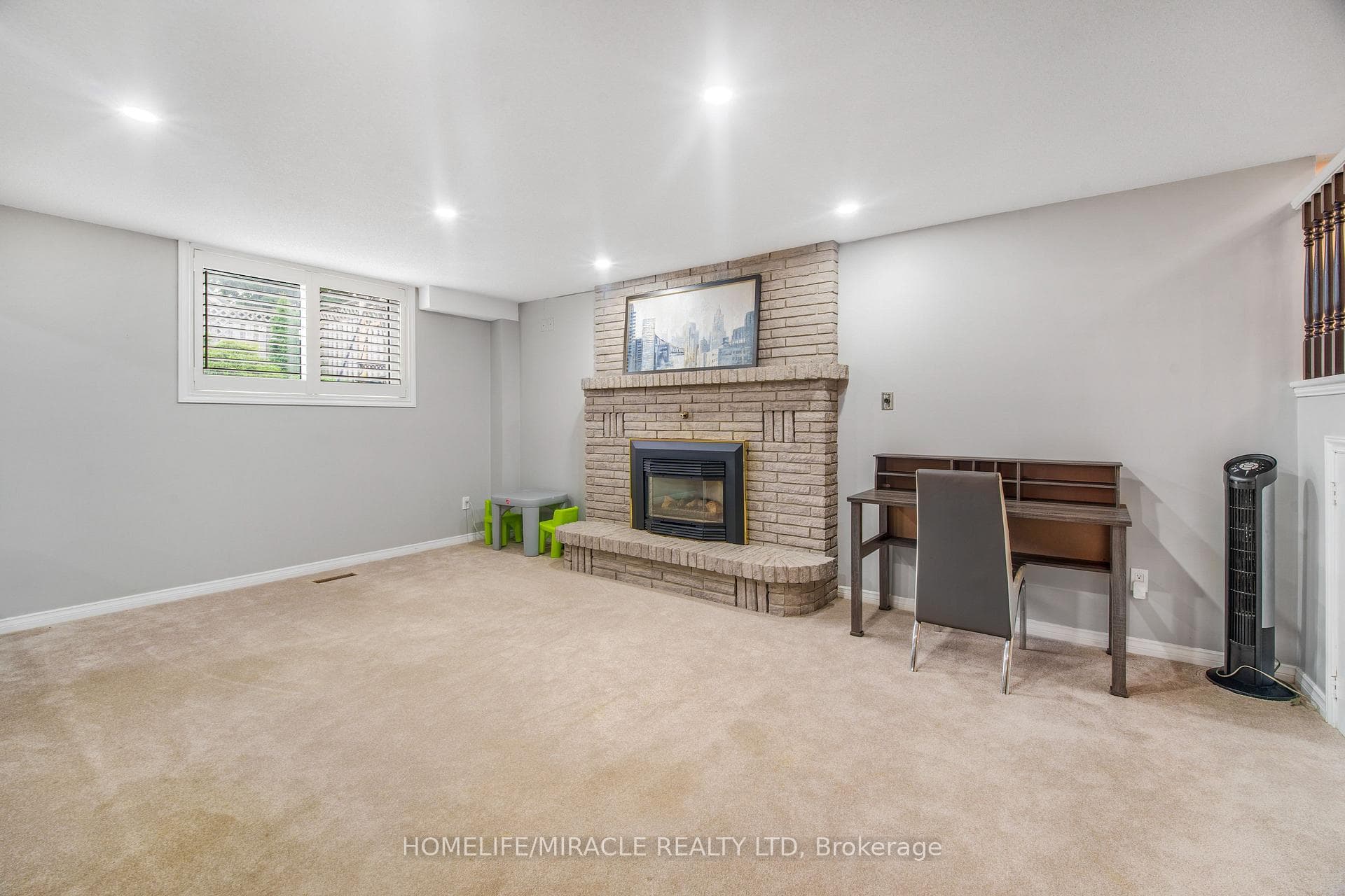 23 Millpond Place photo 34