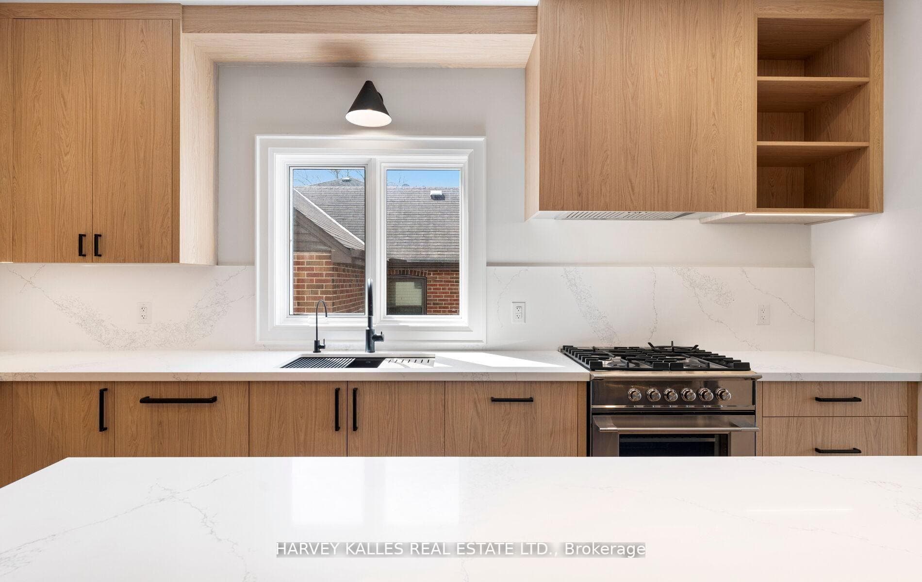 94 Prince Edward Drive photo 17