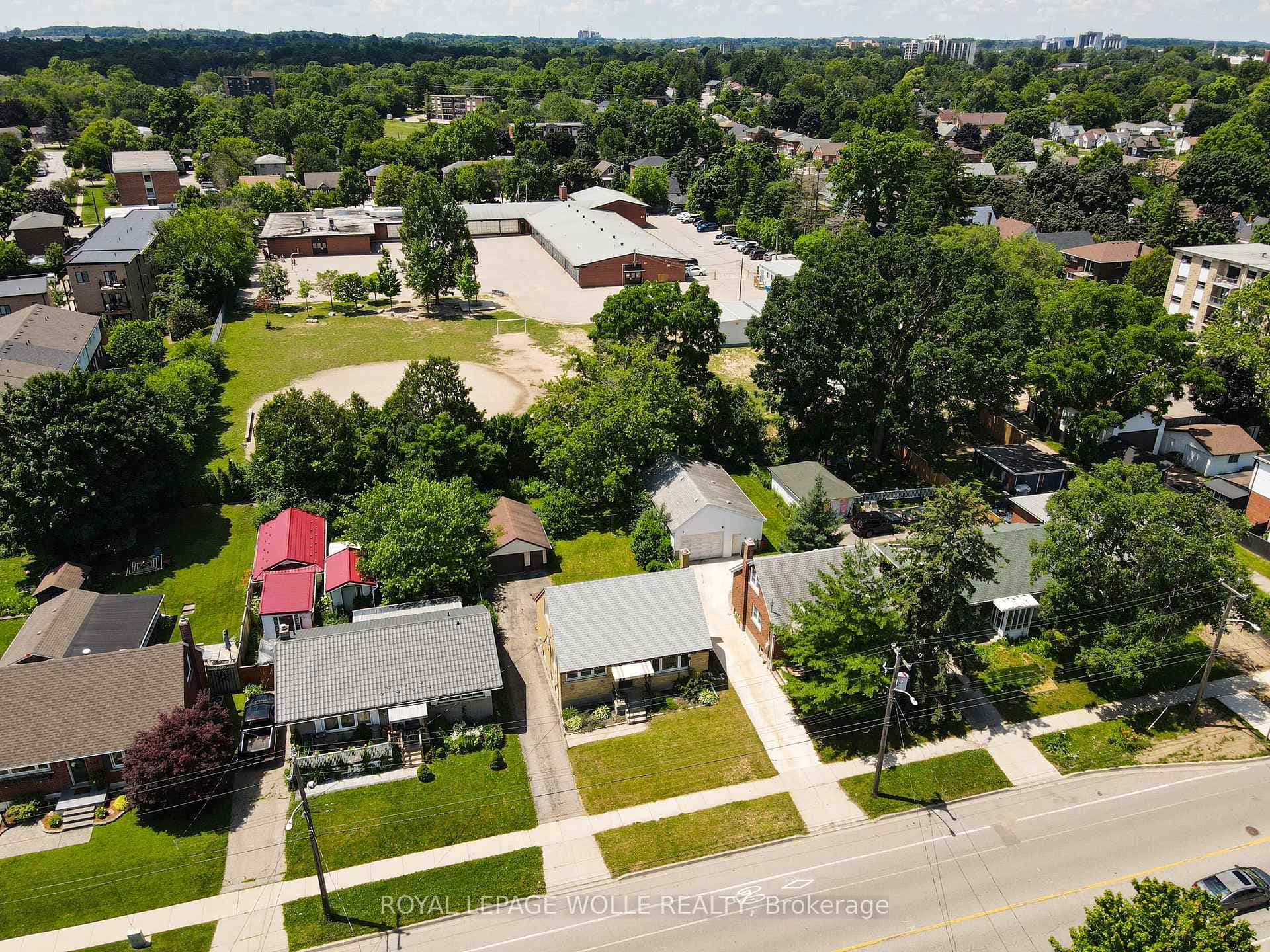 327 Highland Road photo 37