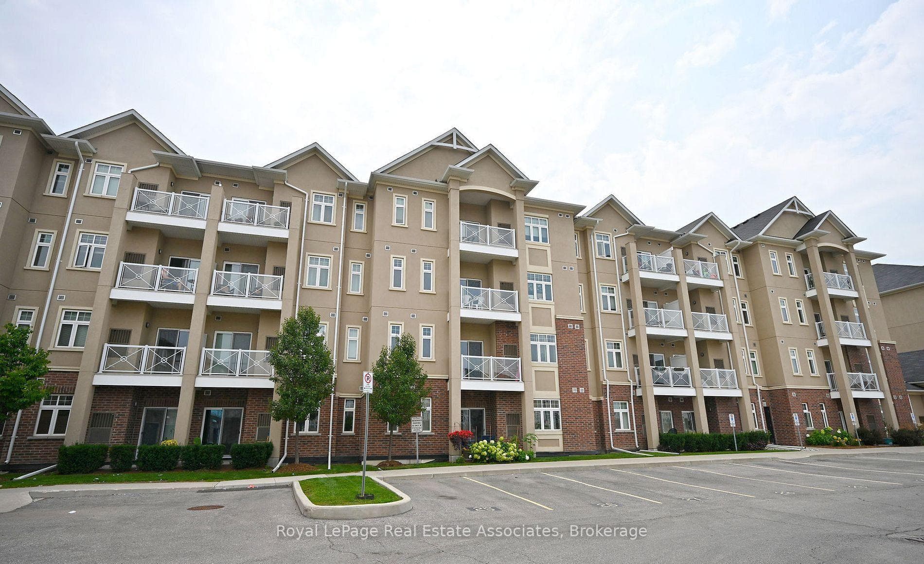 1370 Costigan Road Unit 209 photo 2