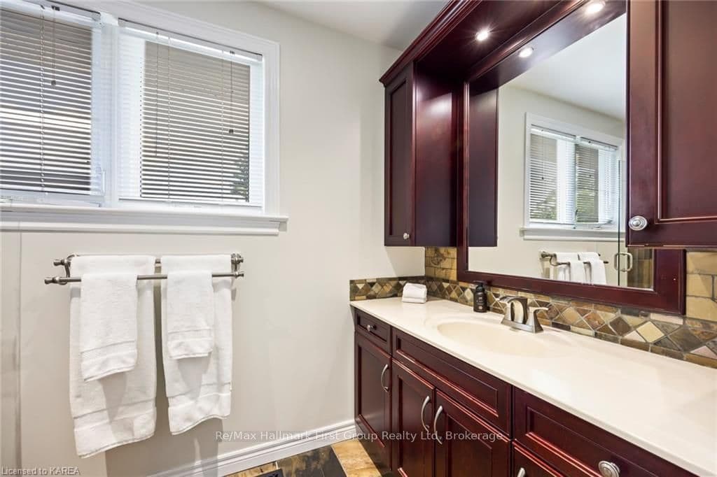 1182 BENTLEY Terrace photo 22