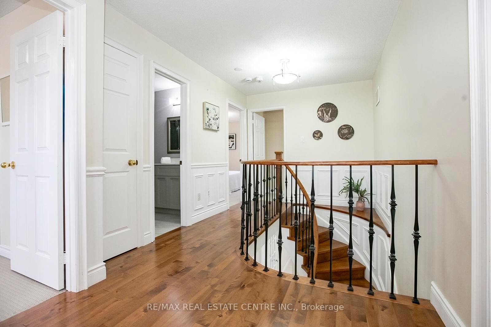 108 Moffatt Avenue photo 21