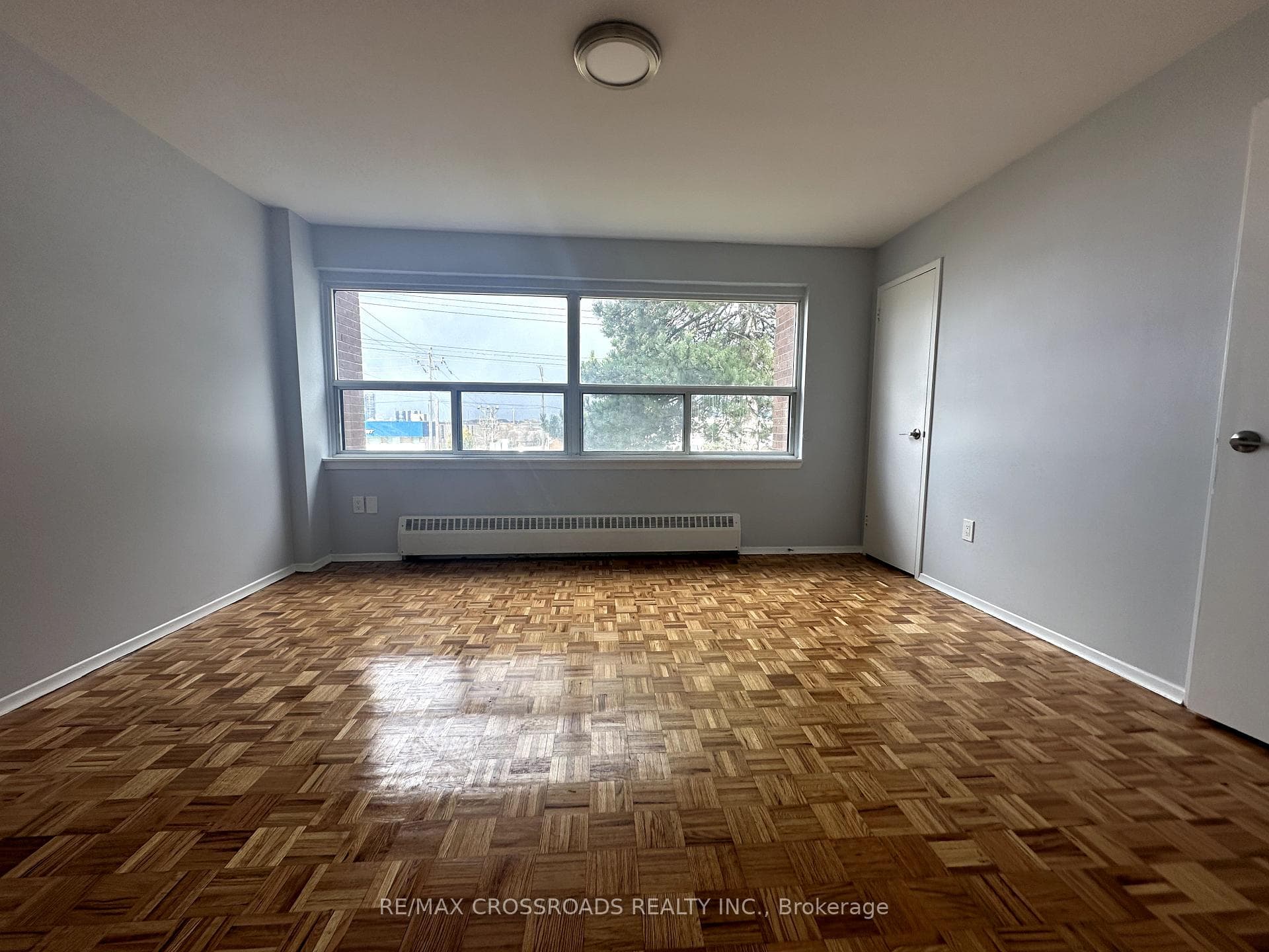 1191 Ellesmere Road Unit 101 photo 6