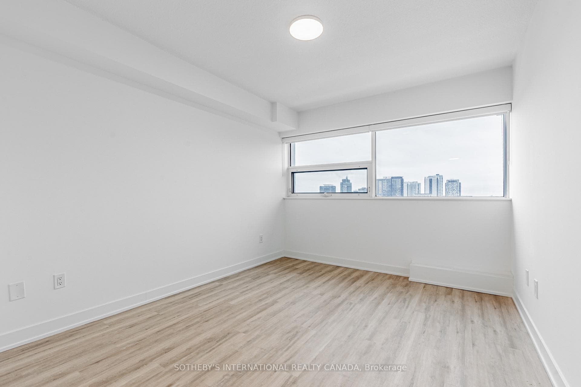 191 Sherbourne Street Unit 1004 photo 8