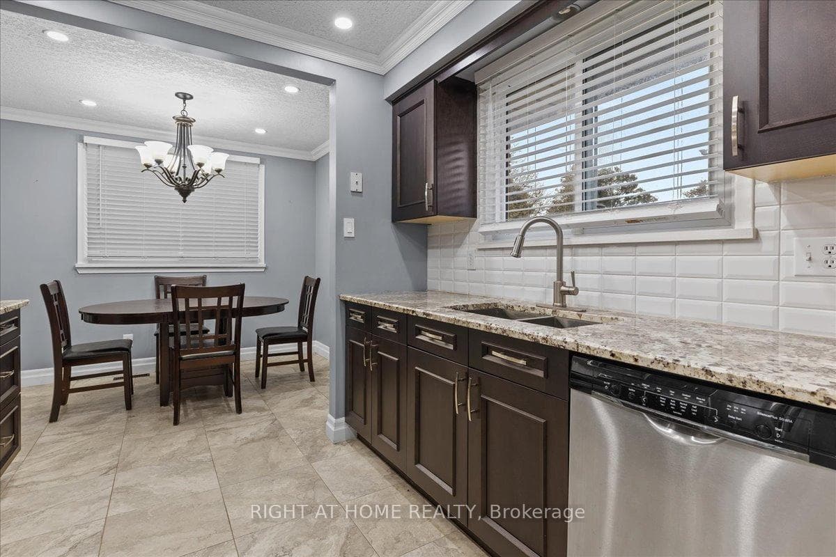 Kitchen/dining