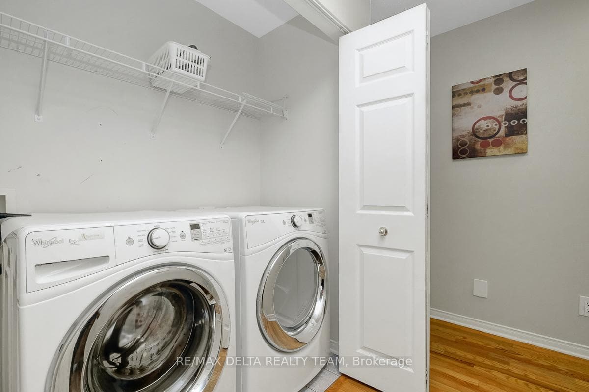 1666 Sunview Drive photo 25