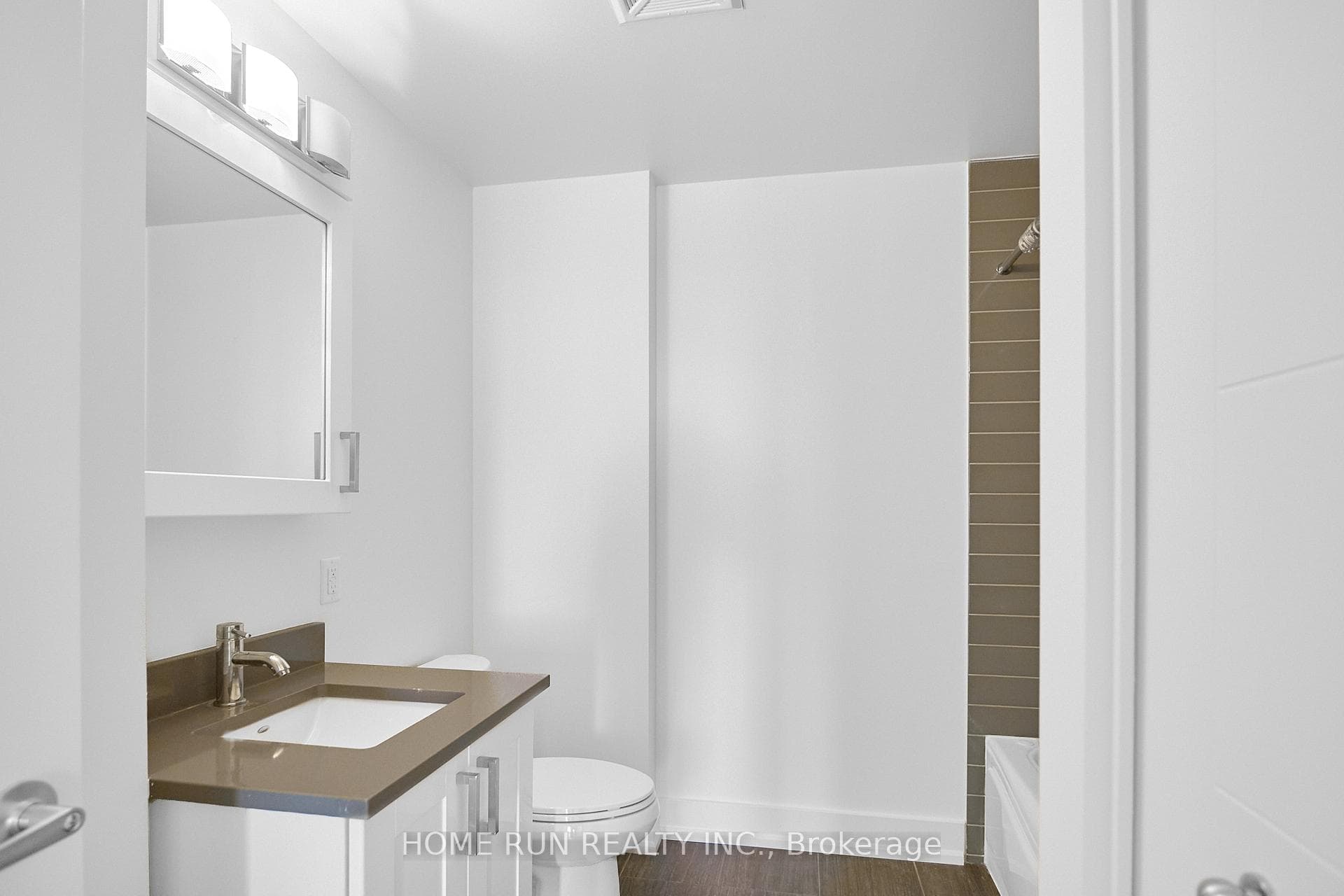 40 Nepean Street Unit 2703 photo 23