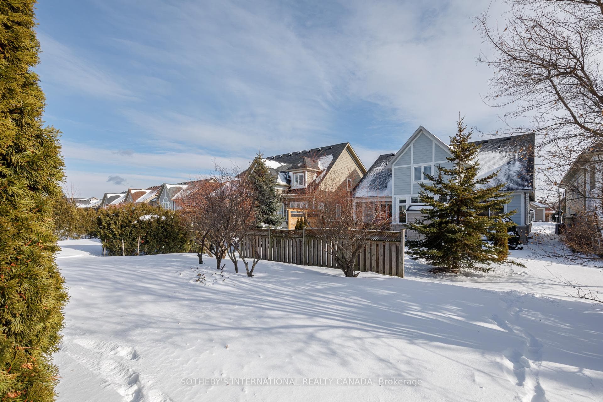 9 Waterpond Place photo 31