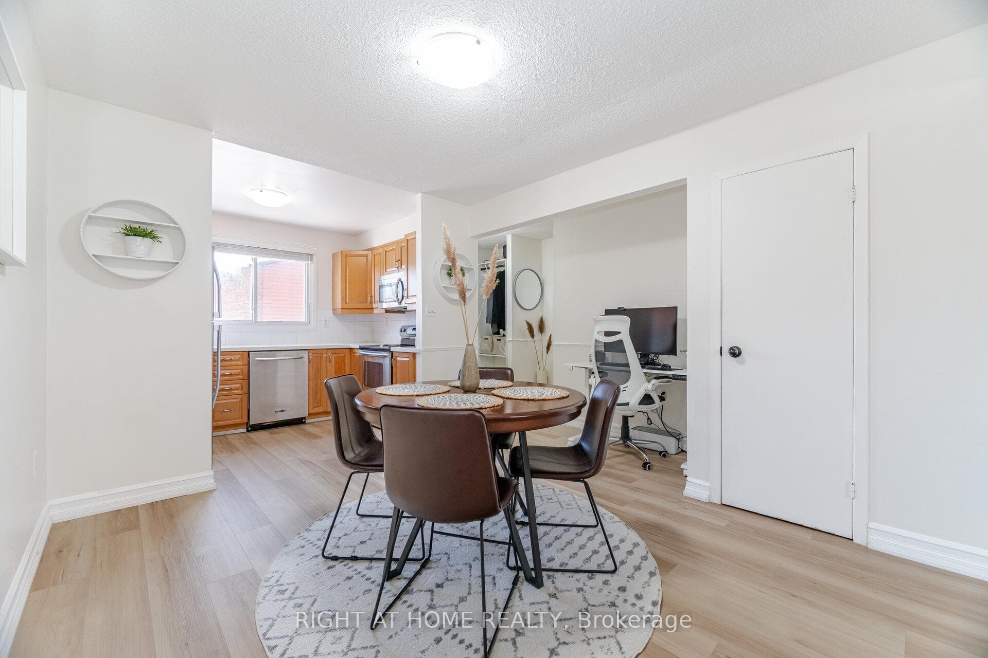 250 Magnolia Drive Unit 31 photo 1