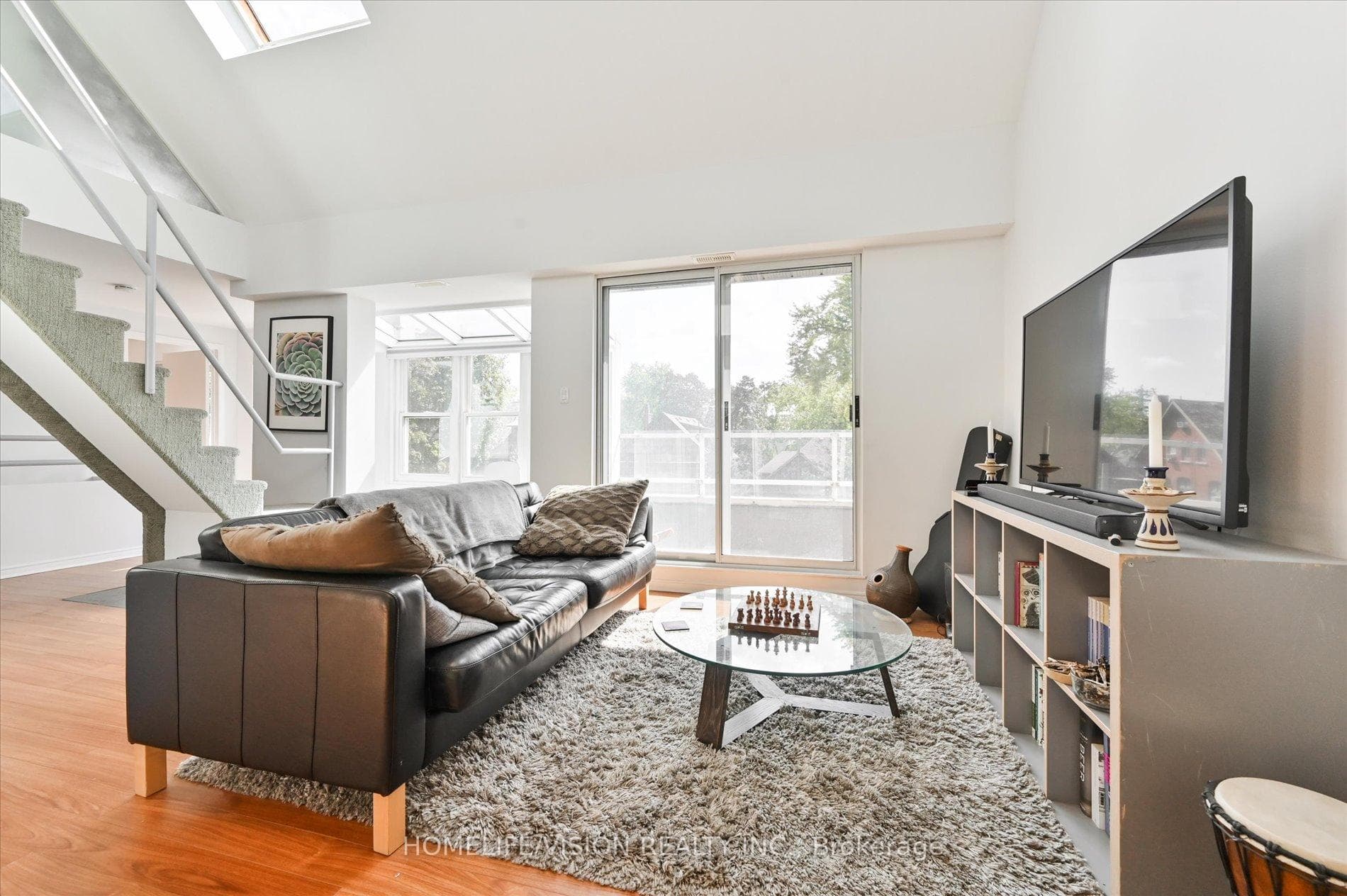 3rd Floor Unit