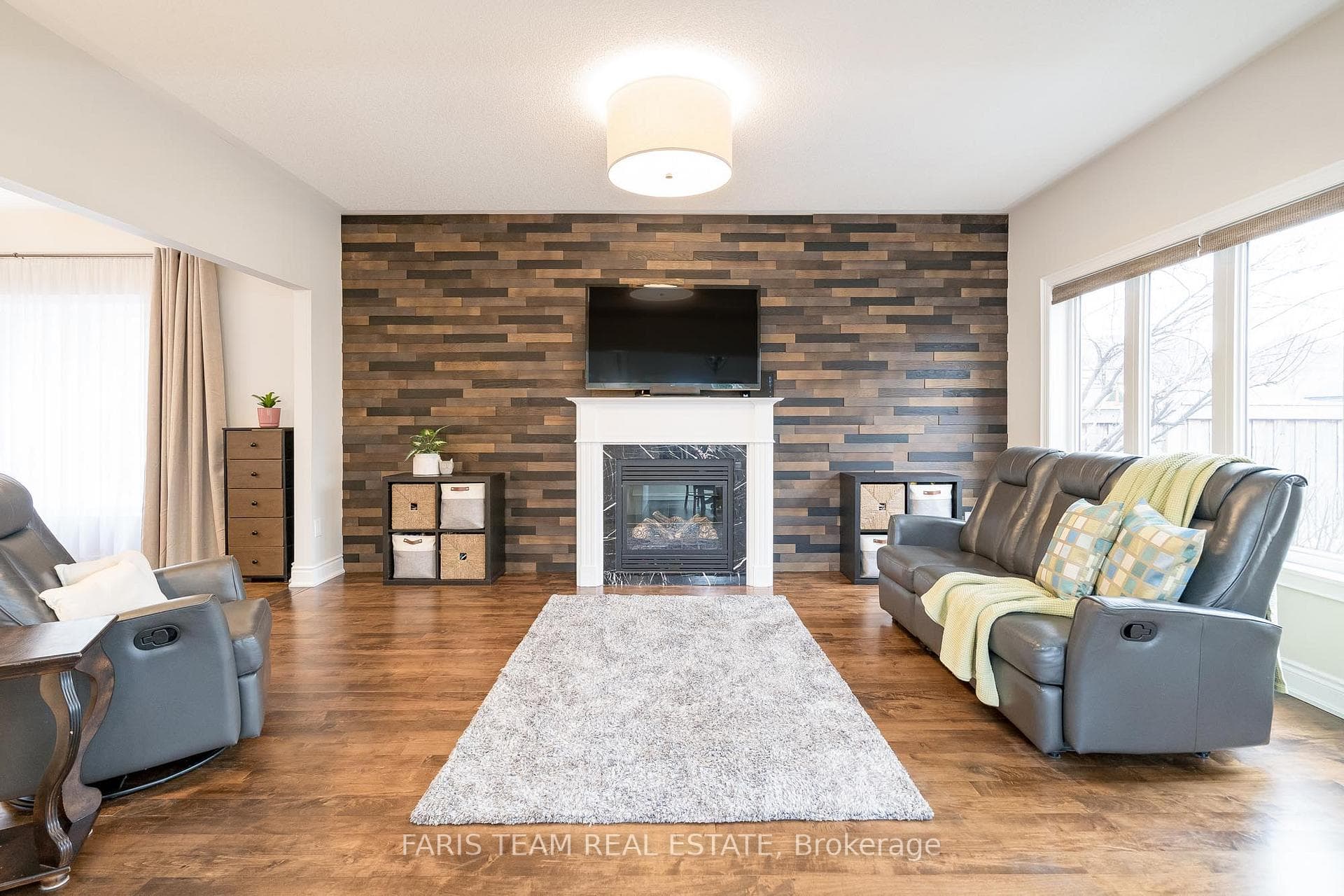 310 Greenwood Drive photo 10
