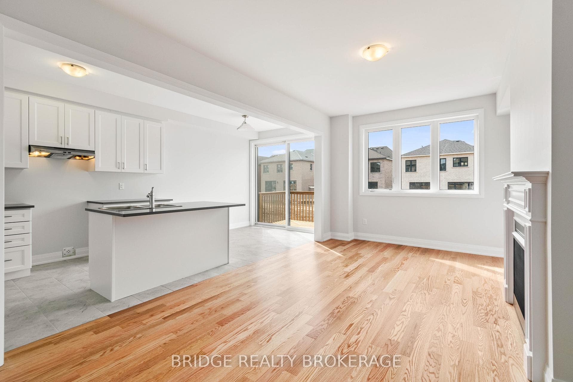 116 COLE Terrace photo 9