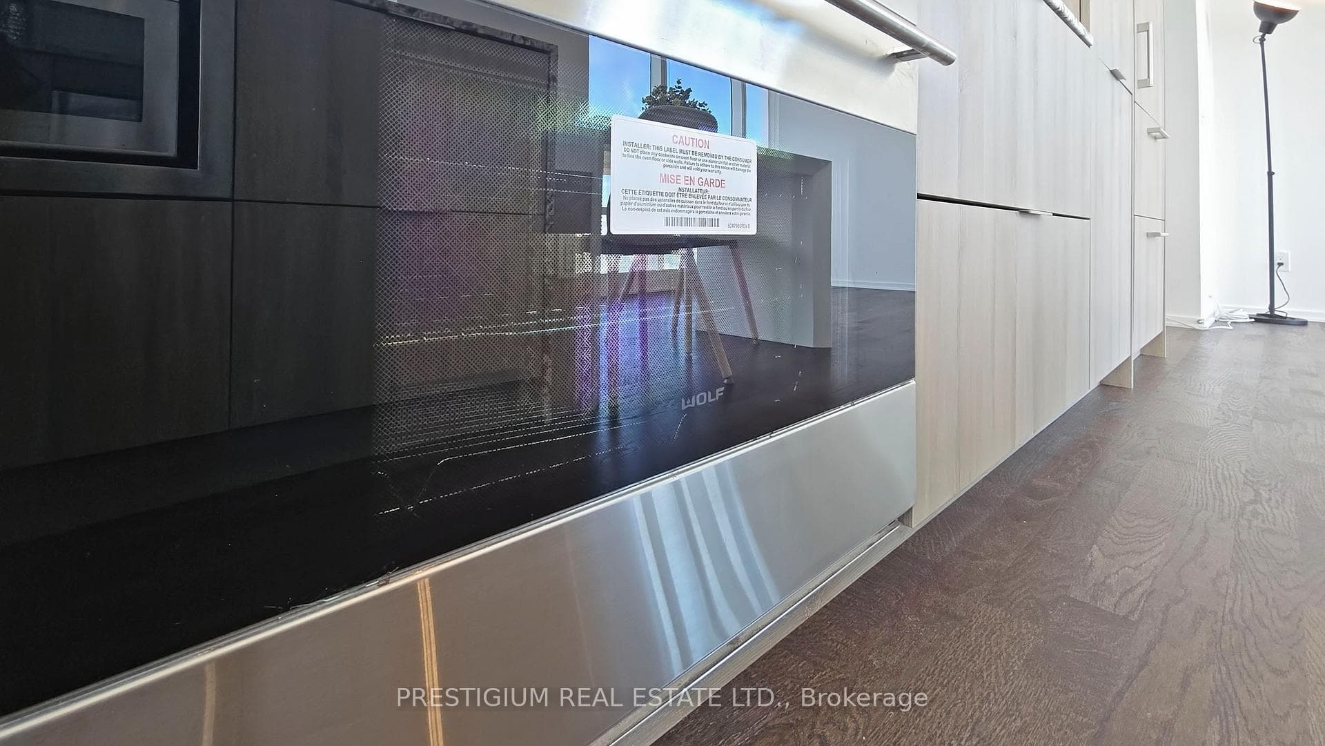 1 Bloor Street Unit 4204 photo 11